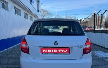 Skoda Fabia II, 2011 год, 569 000 рублей, 3 фотография