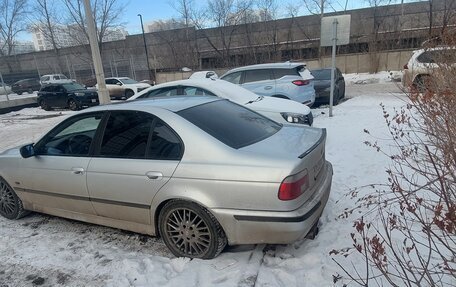 BMW 5 серия, 2001 год, 700 000 рублей, 3 фотография