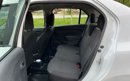 Renault Logan II, 2019 год, 1 090 000 рублей, 5 фотография