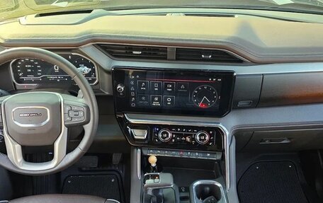 GMC Sierra, 2022 год, 7 390 000 рублей, 6 фотография