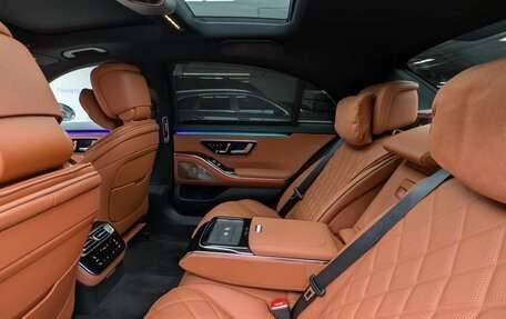 Mercedes-Benz S-Класс, 2024 год, 21 900 000 рублей, 10 фотография