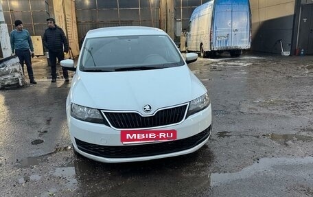 Skoda Rapid I, 2019 год, 850 000 рублей, 2 фотография