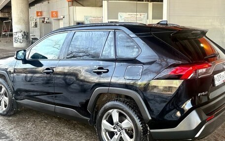 Toyota RAV4, 2020 год, 3 300 000 рублей, 7 фотография