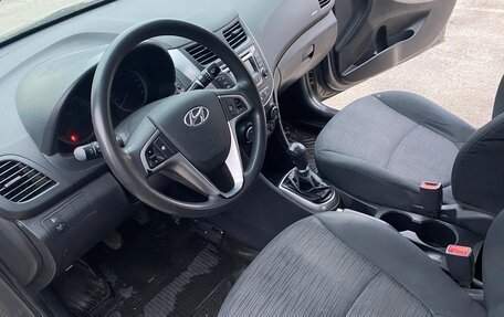 Hyundai Solaris II рестайлинг, 2016 год, 809 999 рублей, 14 фотография