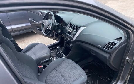 Hyundai Solaris II рестайлинг, 2016 год, 809 999 рублей, 20 фотография