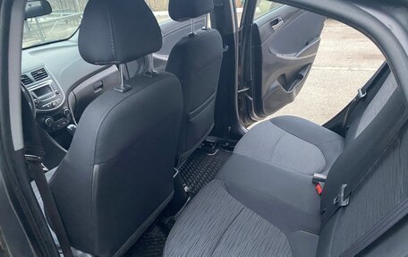 Hyundai Solaris II рестайлинг, 2016 год, 809 999 рублей, 17 фотография