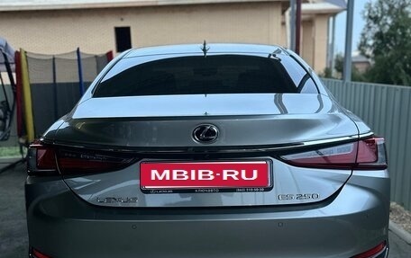 Lexus ES VII, 2021 год, 4 600 000 рублей, 7 фотография