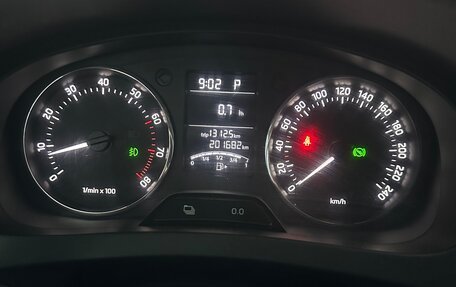 Skoda Rapid I, 2013 год, 800 000 рублей, 20 фотография