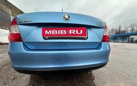 Skoda Rapid I, 2013 год, 800 000 рублей, 13 фотография