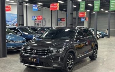 Volkswagen T-Roc I, 2022 год, 1 390 000 рублей, 1 фотография