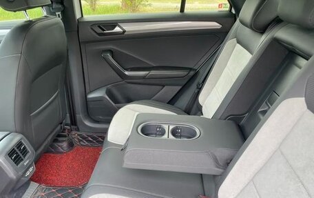 Volkswagen T-Roc I, 2022 год, 1 460 000 рублей, 7 фотография