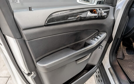 Mercedes-Benz GLE, 2018 год, 4 400 000 рублей, 19 фотография