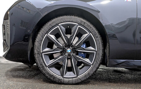 BMW 7 серия, 2023 год, 15 000 000 рублей, 18 фотография