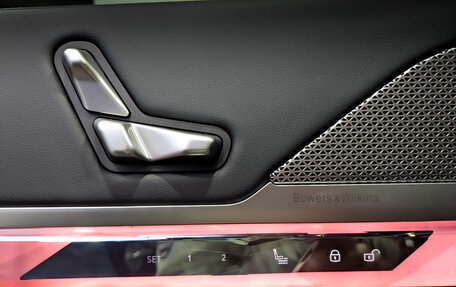 BMW 7 серия, 2023 год, 15 000 000 рублей, 21 фотография