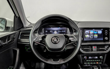 Skoda Rapid II, 2022 год, 1 950 000 рублей, 21 фотография