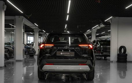 Toyota RAV4, 2025 год, 4 300 000 рублей, 6 фотография