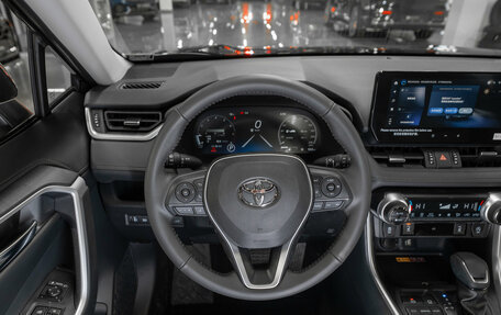 Toyota RAV4, 2025 год, 4 300 000 рублей, 11 фотография