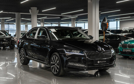 Skoda Superb III рестайлинг, 2025 год, 3 600 000 рублей, 2 фотография