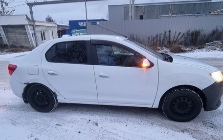 Renault Logan II, 2014 год, 450 000 рублей, 5 фотография
