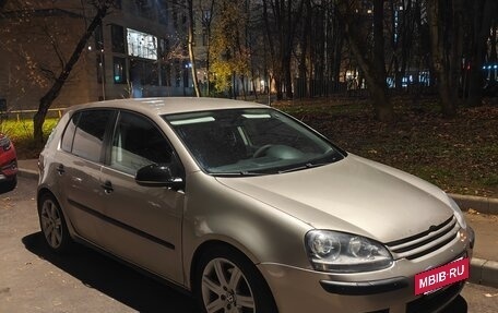 Volkswagen Golf V, 2004 год, 620 000 рублей, 8 фотография