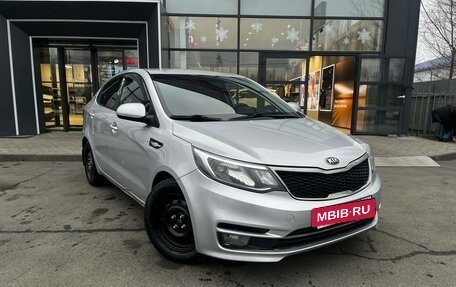 KIA Rio III рестайлинг, 2015 год, 850 000 рублей, 3 фотография