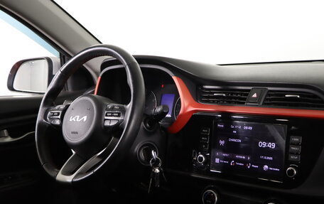 KIA Rio IV, 2021 год, 1 799 990 рублей, 12 фотография