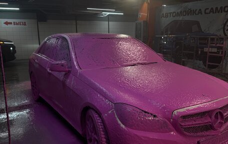 Mercedes-Benz E-Класс, 2014 год, 2 350 000 рублей, 1 фотография