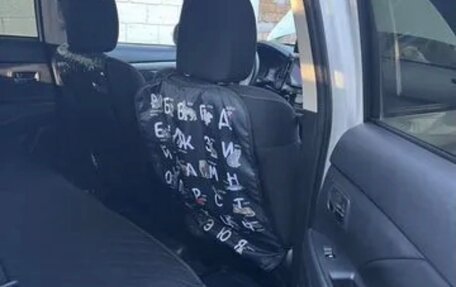 Mitsubishi Outlander III рестайлинг 3, 2016 год, 1 750 000 рублей, 2 фотография