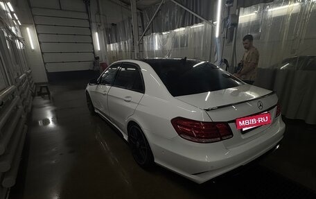 Mercedes-Benz E-Класс, 2014 год, 2 350 000 рублей, 4 фотография