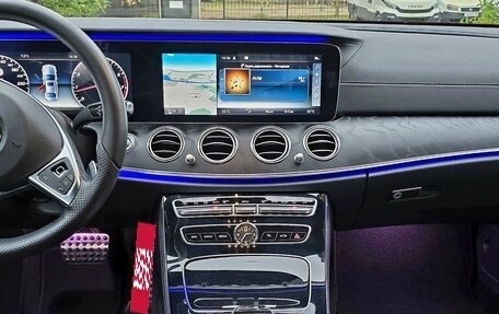 Mercedes-Benz E-Класс, 2016 год, 3 400 000 рублей, 13 фотография