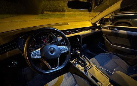 Volkswagen Passat B8 рестайлинг, 2019 год, 2 199 000 рублей, 7 фотография