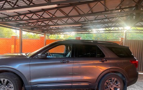 Ford Explorer VI, 2021 год, 4 100 000 рублей, 3 фотография