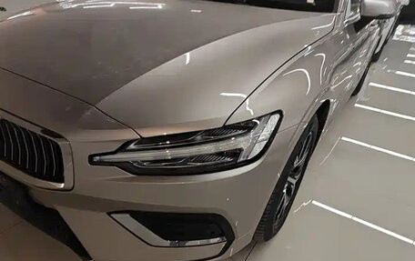 Volvo S60 III, 2024 год, 4 222 155 рублей, 4 фотография