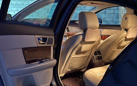 Jaguar XF I рестайлинг, 2010 год, 1 100 000 рублей, 26 фотография