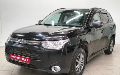 Mitsubishi Outlander III рестайлинг 3, 2014 год, 969 000 рублей, 1 фотография