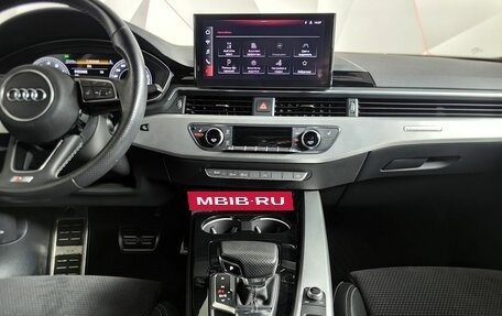 Audi A4, 2020 год, 4 100 000 рублей, 13 фотография