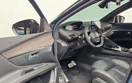 Peugeot 3008 II, 2022 год, 1 900 000 рублей, 5 фотография