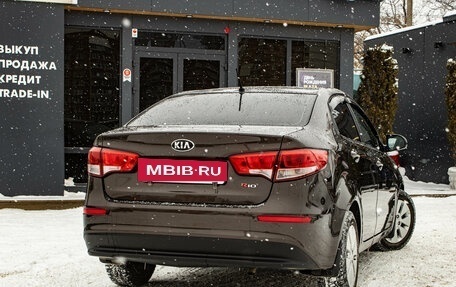 KIA Rio III рестайлинг, 2016 год, 999 000 рублей, 3 фотография