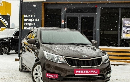 KIA Rio III рестайлинг, 2016 год, 999 000 рублей, 2 фотография