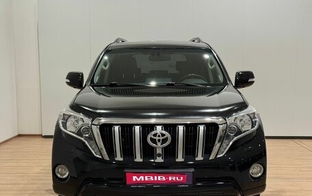 Toyota Land Cruiser Prado 150 рестайлинг 2, 2016 год, 4 050 000 рублей, 1 фотография
