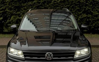 Volkswagen Tiguan II, 2017 год, 2 100 000 рублей, 1 фотография