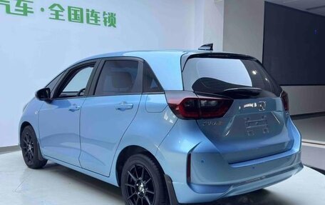 Honda Fit, 2022 год, 1 020 000 рублей, 5 фотография