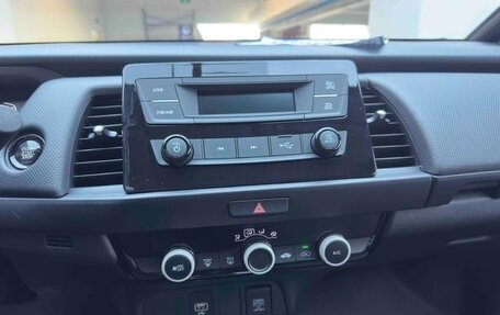 Honda Fit, 2022 год, 1 020 000 рублей, 13 фотография