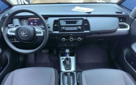 Honda Fit, 2022 год, 1 020 000 рублей, 11 фотография