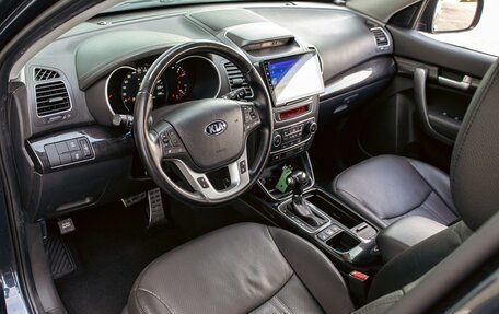 KIA Sorento II рестайлинг, 2017 год, 1 965 000 рублей, 13 фотография