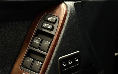 Toyota Land Cruiser Prado 150 рестайлинг 2, 2016 год, 4 050 000 рублей, 17 фотография