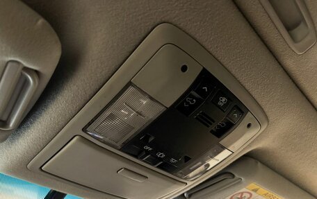 Toyota Land Cruiser Prado 150 рестайлинг 2, 2016 год, 4 050 000 рублей, 33 фотография