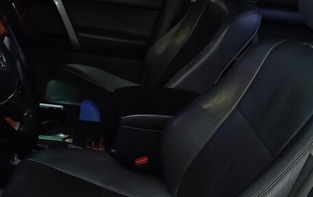 Toyota Land Cruiser Prado 150 рестайлинг 2, 2010 год, 3 000 000 рублей, 12 фотография