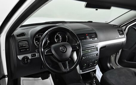 Skoda Yeti I рестайлинг, 2014 год, 1 099 000 рублей, 9 фотография