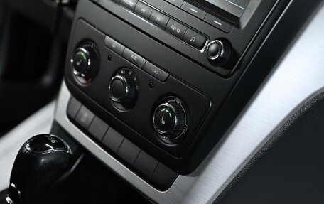 Skoda Yeti I рестайлинг, 2014 год, 1 099 000 рублей, 13 фотография